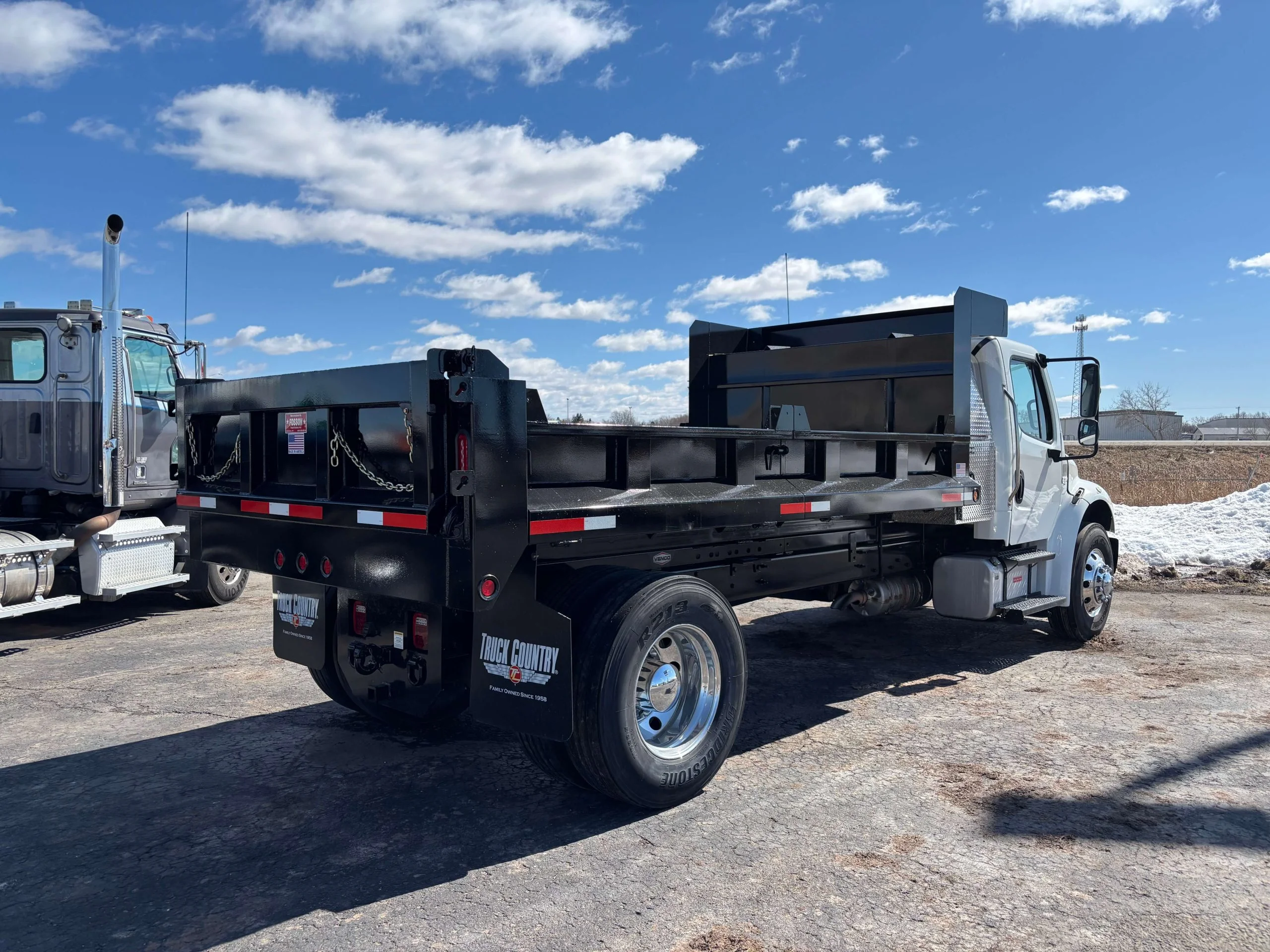 2019 Freightliner eM2 in Cedar Rapids, IA — photo 6