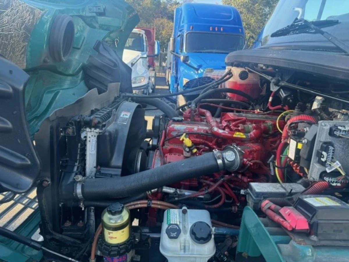 2020 Freightliner M2 106 in Springfield, MA — photo 7
