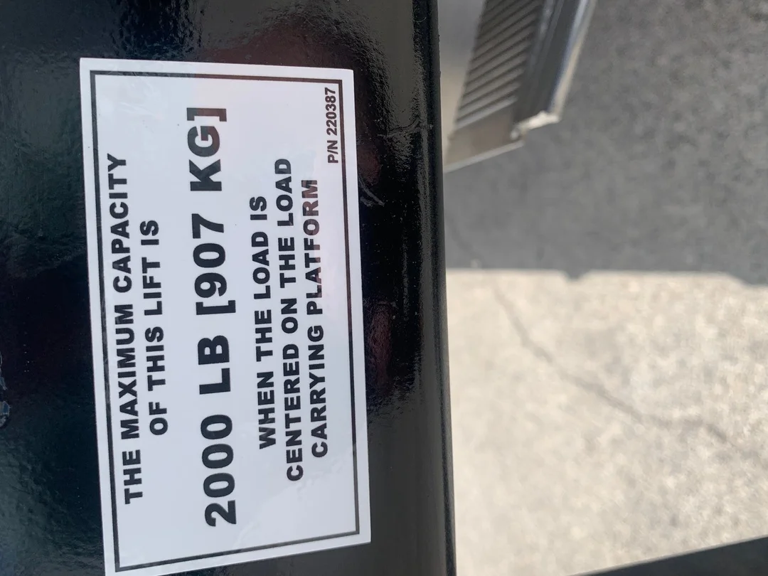 2025 Isuzu NPR - image 5