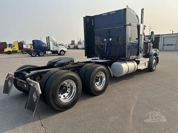 2021 International LoneStar in MN — photo 8
