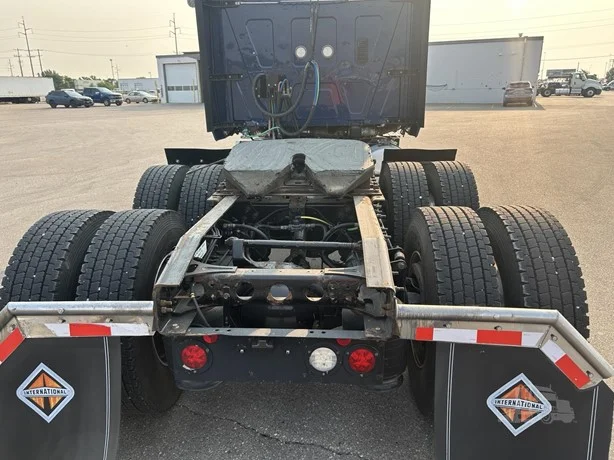 2021 International LoneStar in MN — photo 7