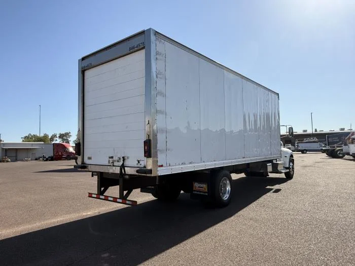 2020 Peterbilt 337 — photo 7