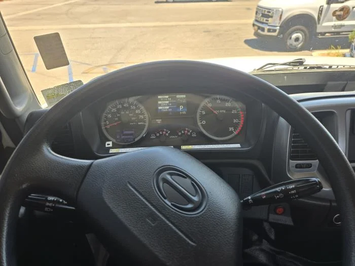 2018 Hino 268 — photo 3