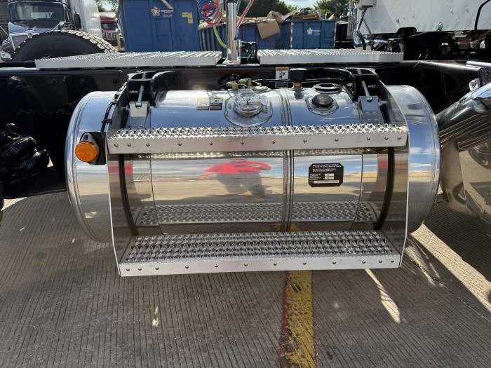 2027 Peterbilt 567 - image 30