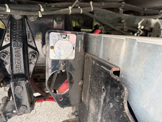 2023 Kenworth T380 in Springfield, MO — photo 8