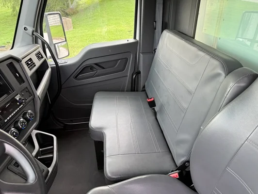 2023 Kenworth T380 in Springfield, MO — photo 35
