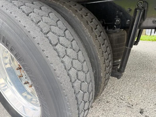 2023 Kenworth T380 in Springfield, MO — photo 37