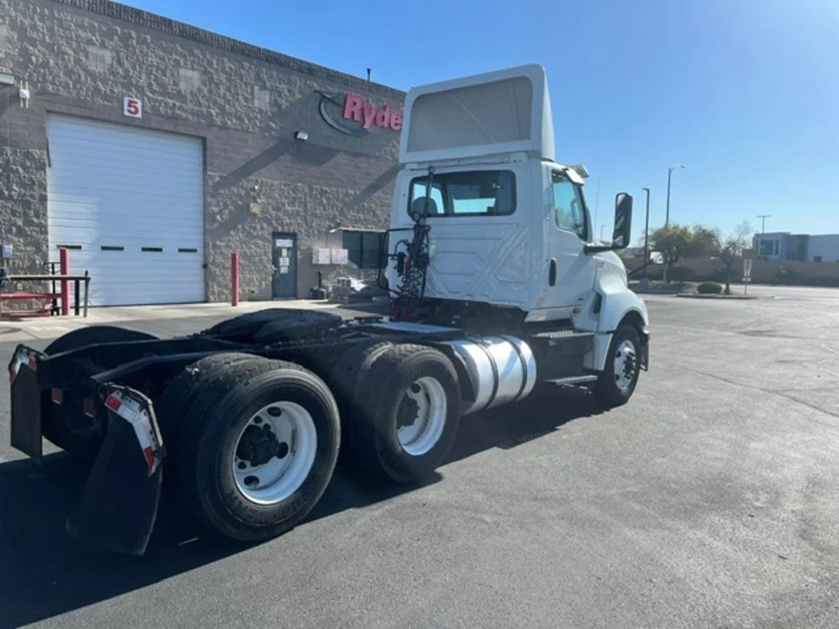 2019 International LT in North Las Vegas, NV — photo 4