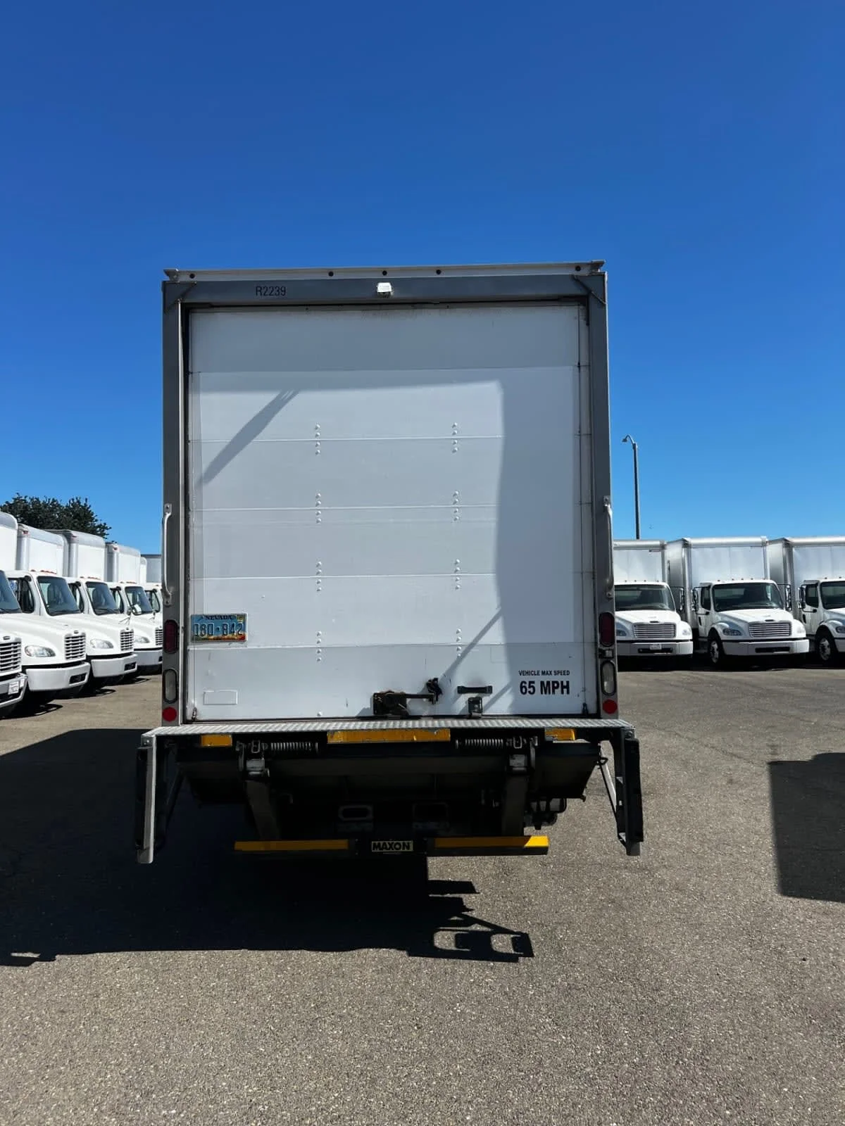 2018 International 4300 - image 5