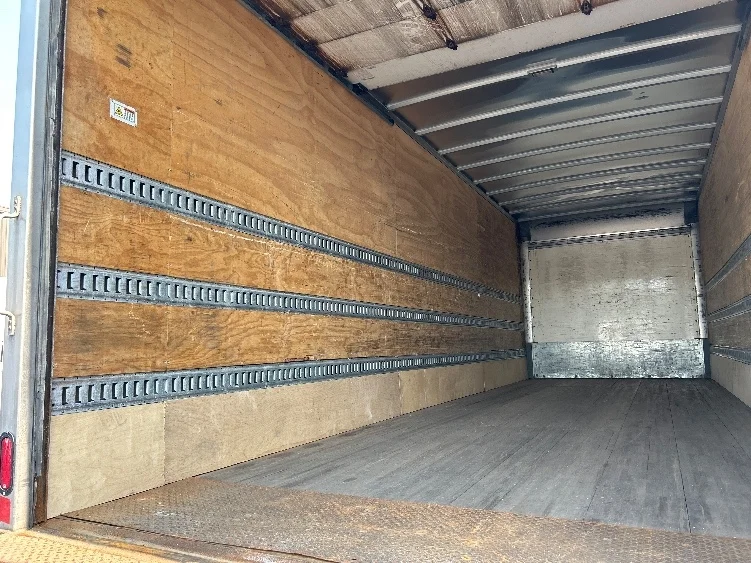 2021 Hino L6 in Norton, MA — photo 10