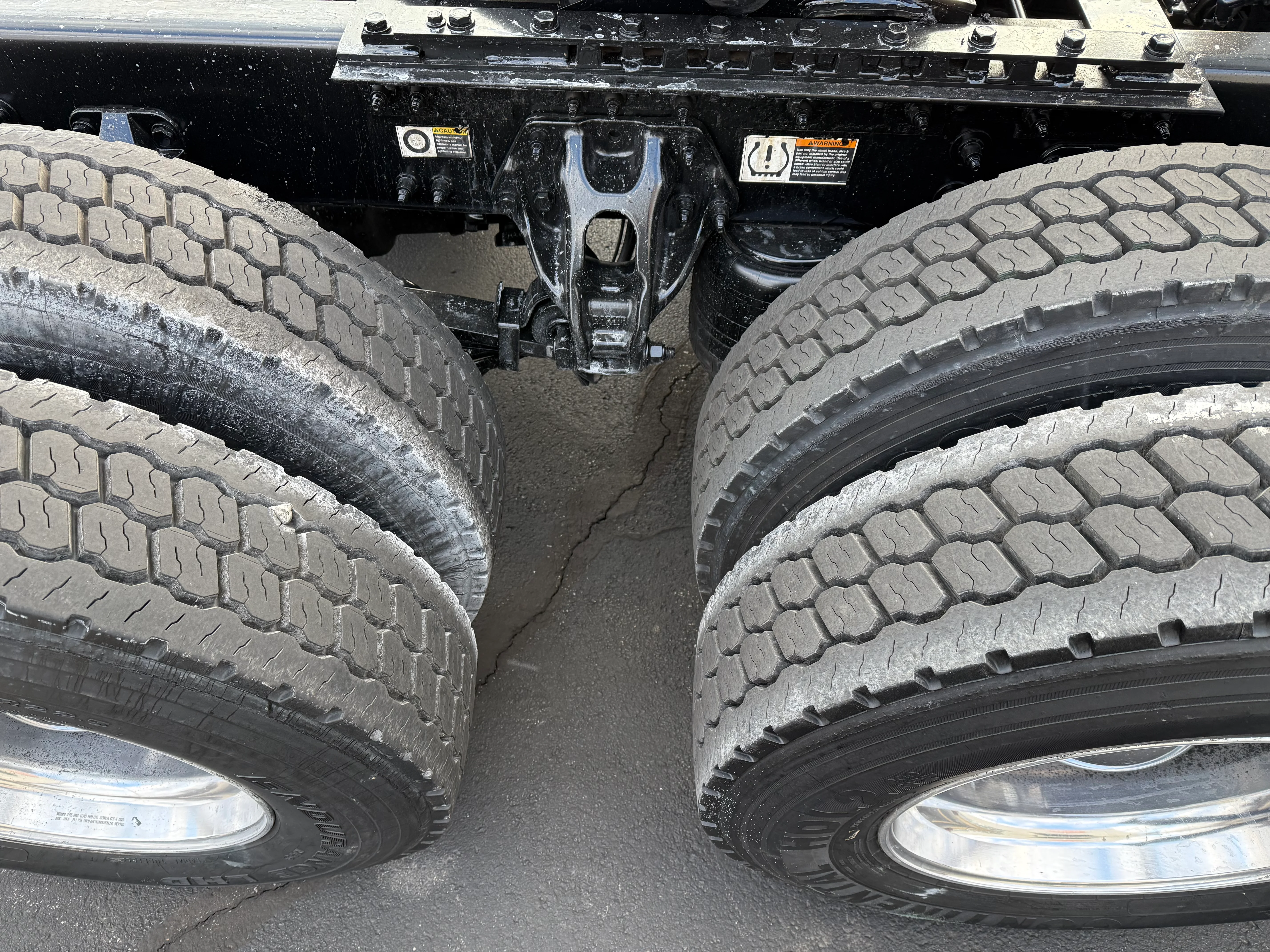 2021 Peterbilt 579 - image 12