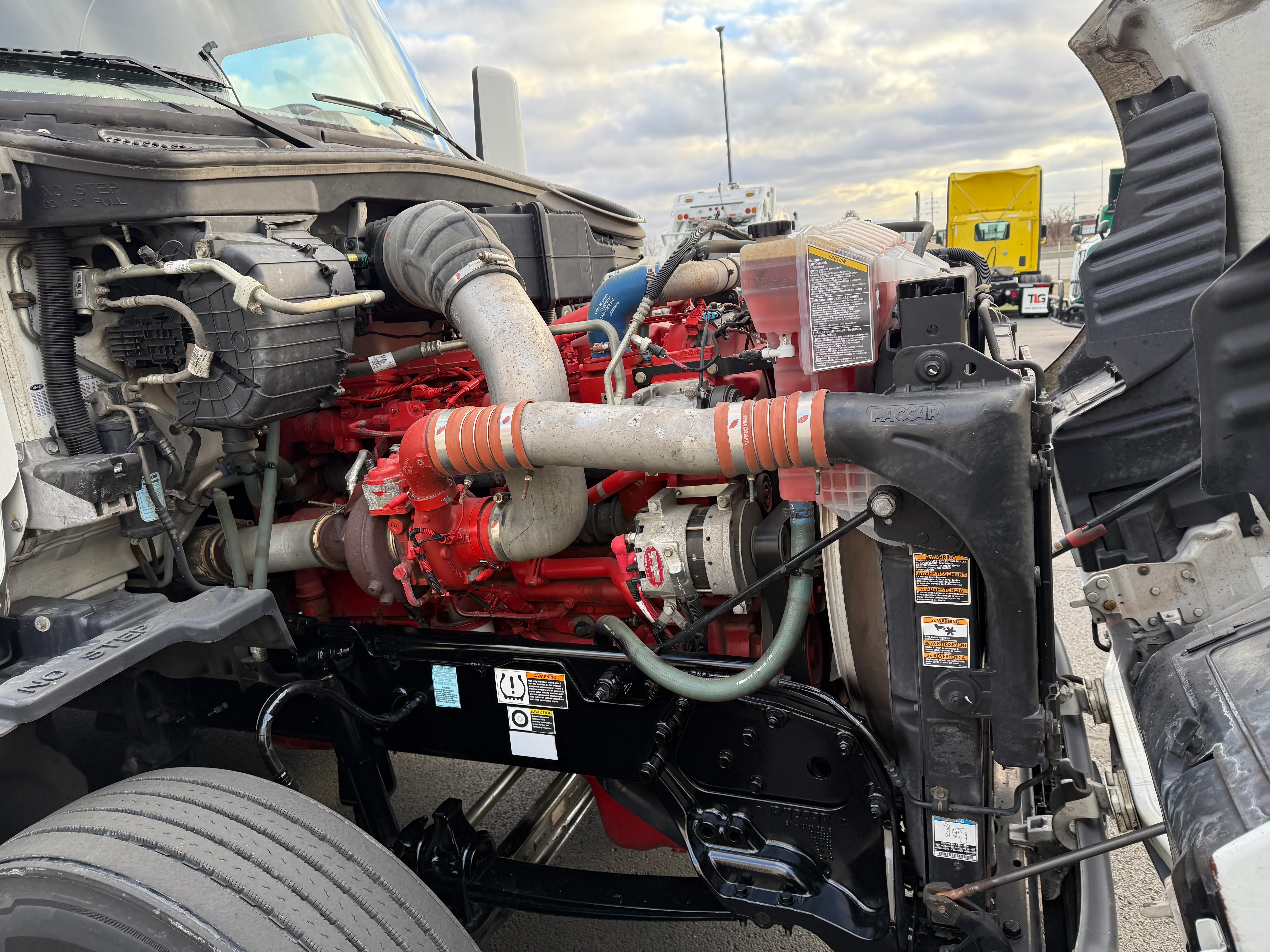 2021 Peterbilt 579 - image 10