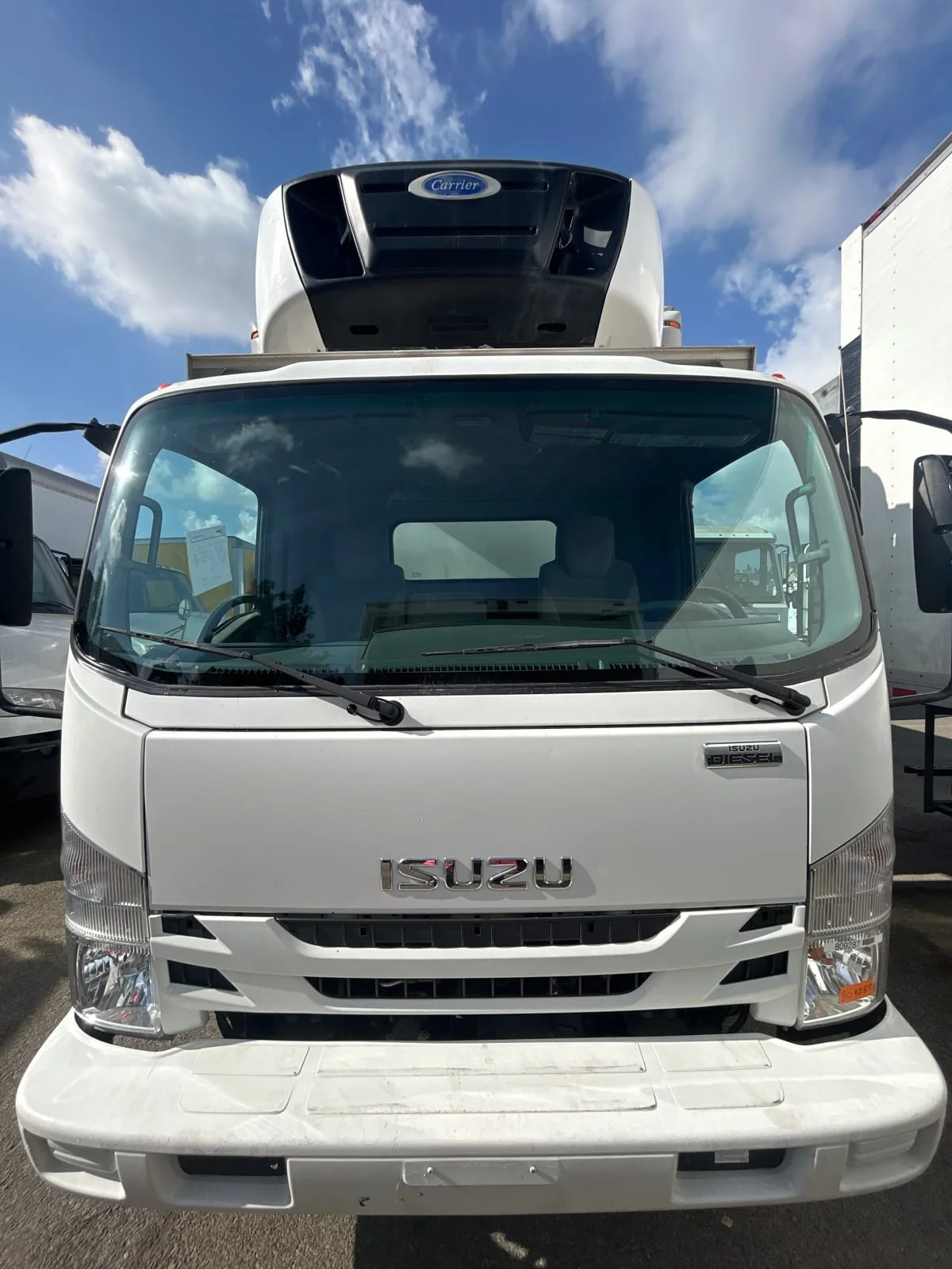 2018 Isuzu NRR - image 2