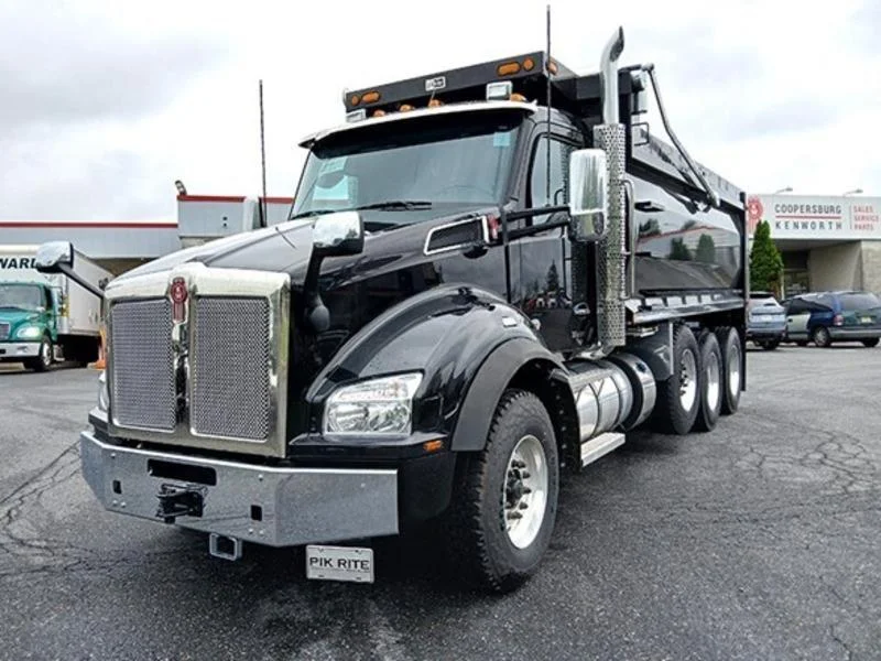 2025 Kenworth T880