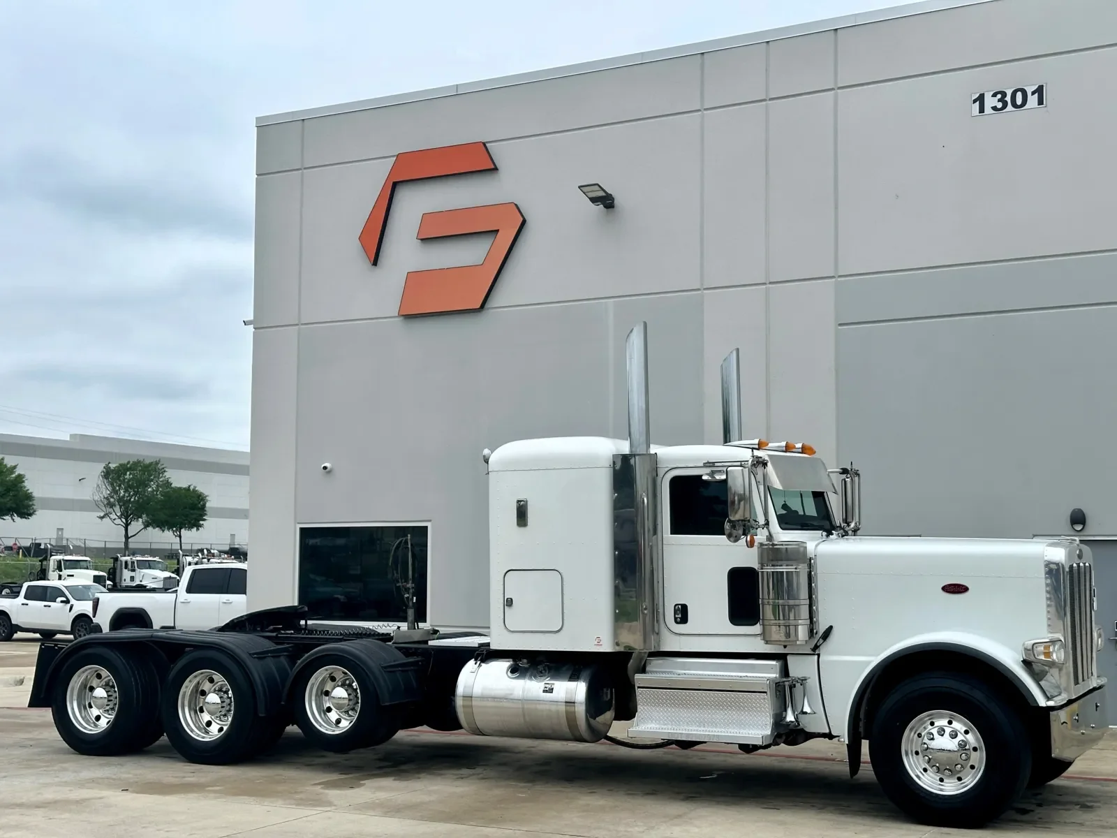 2019 Peterbilt 389 in Hutchins, TX