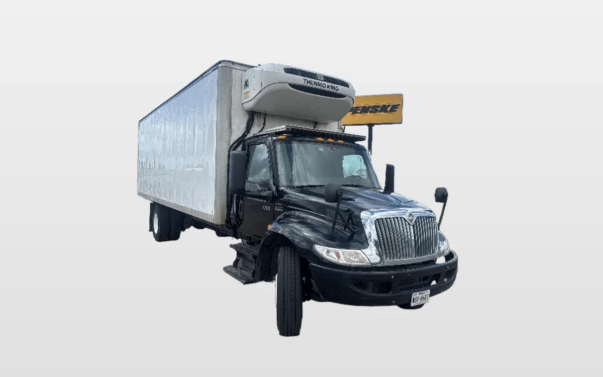 2022 International MV - image 1