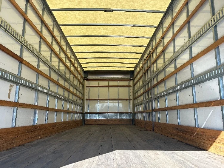 2023 Freightliner M2 106 - image 7