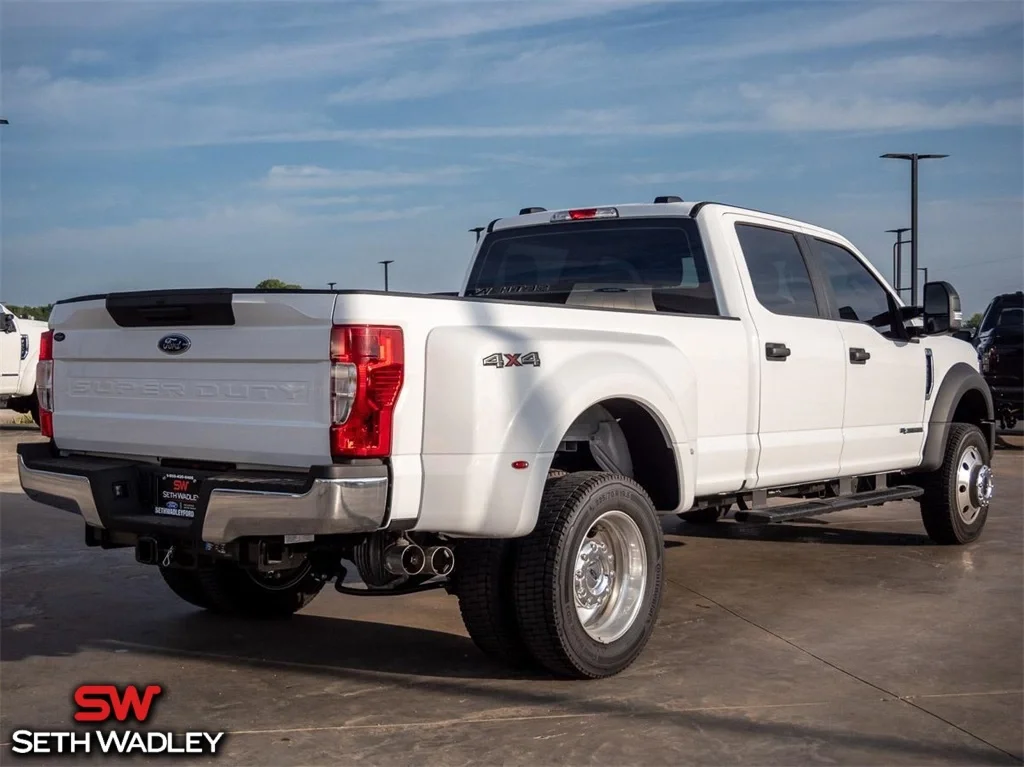 2022 Ford — photo 13