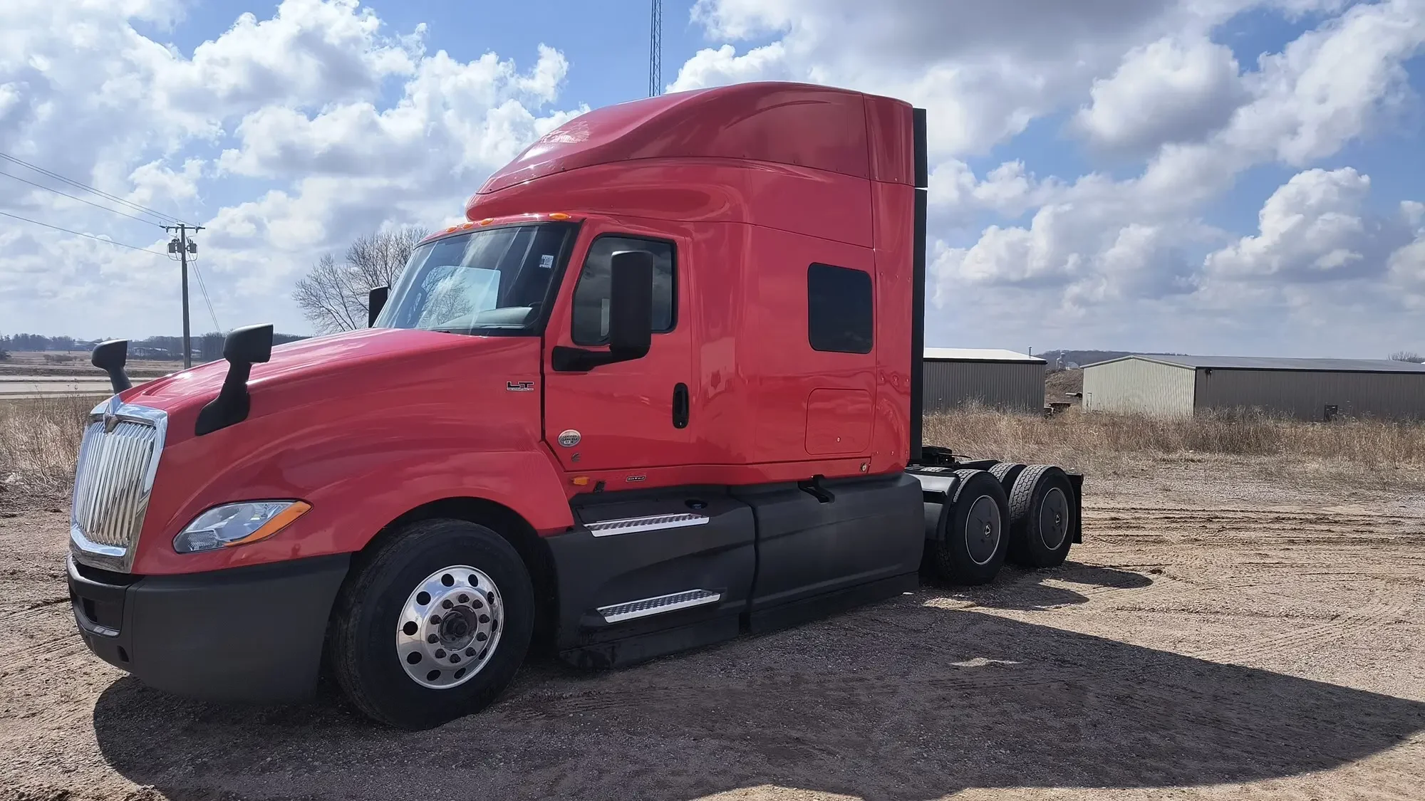 2021 International LT in Abbotsford, WI