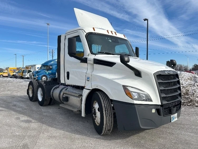 2021 Freightliner Cascadia in La Porte, IN