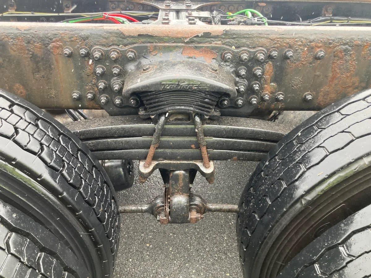 2019 Freightliner 114SD - image 9