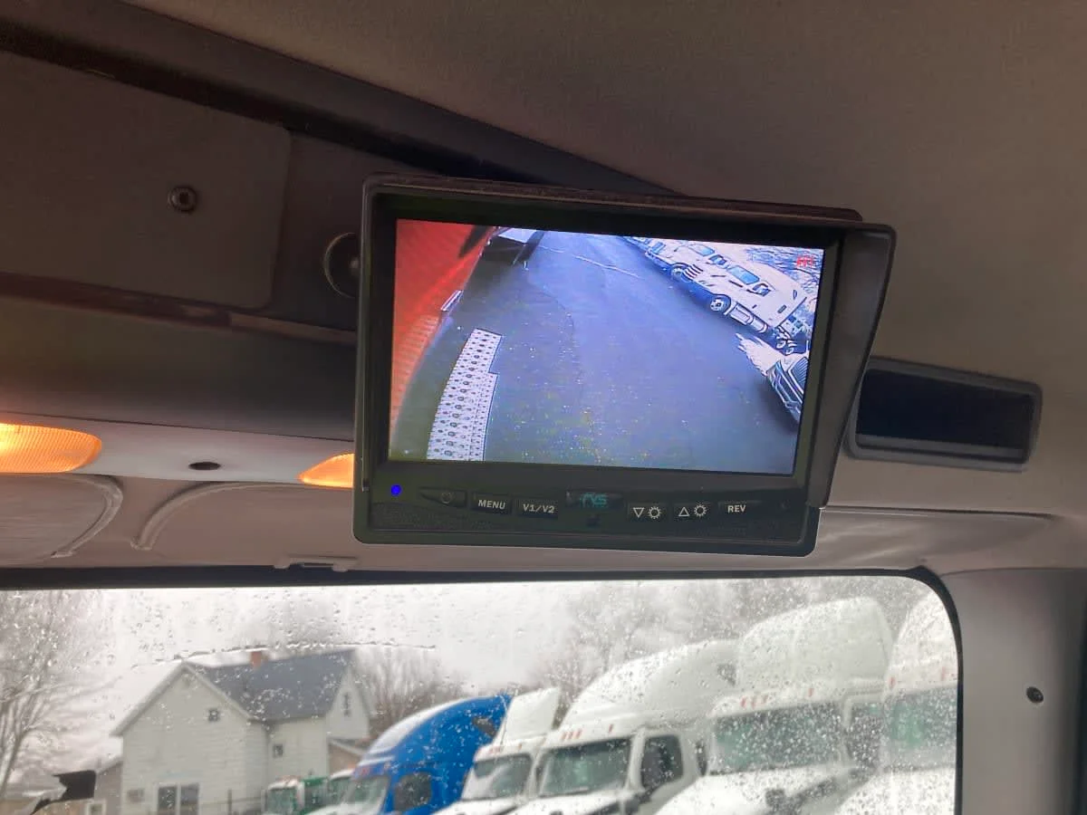 2019 Freightliner 114SD - image 18