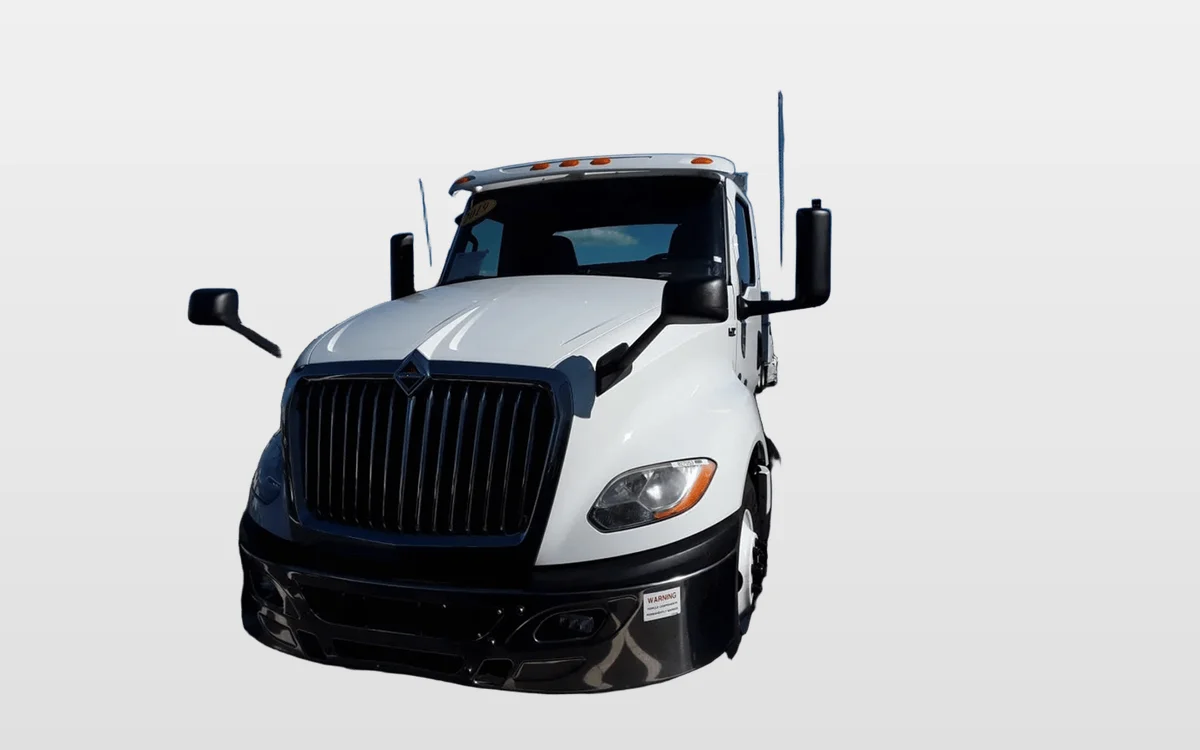 2019 International - image 1