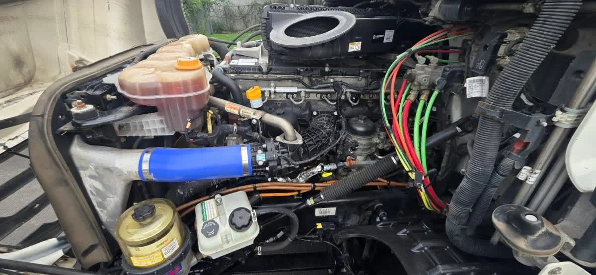 2023 Freightliner Cascadia in Bensalem, PA — photo 9