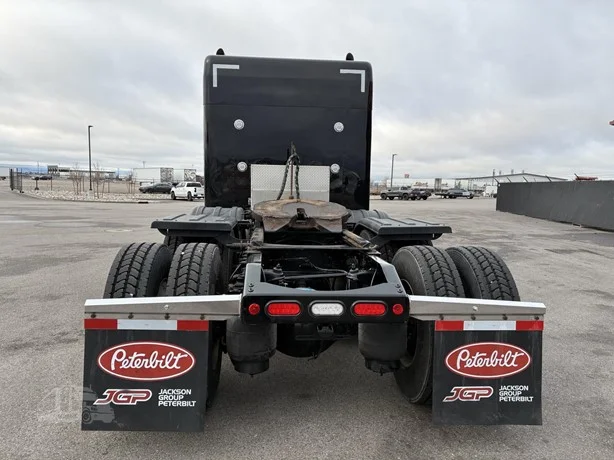 2024 Peterbilt 389 in Idaho Falls, ID — photo 3