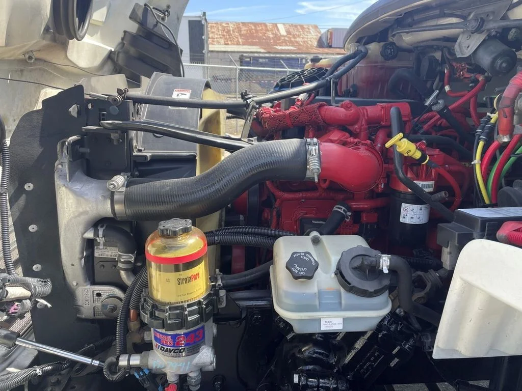 2014 Freightliner eM2 in Fresno, CA — photo 7