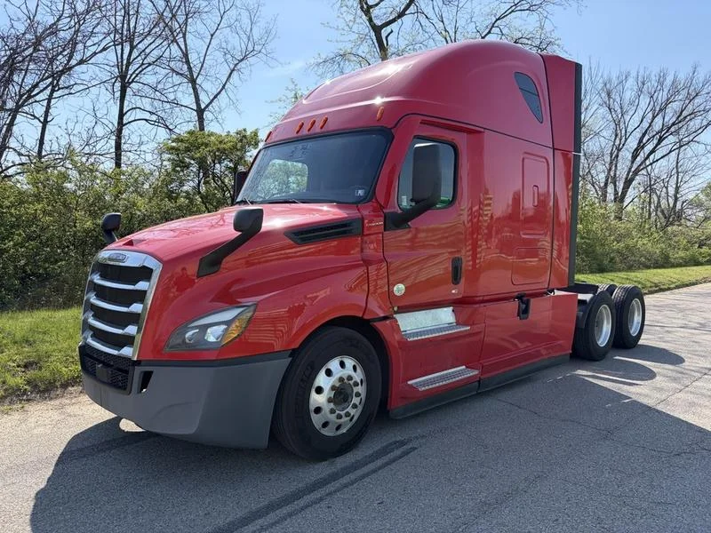 2022 Freightliner Cascadia - image 17