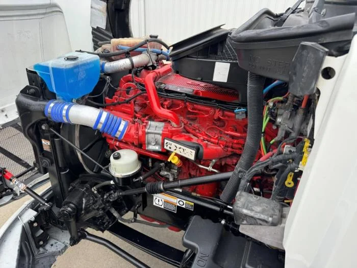 2022 Peterbilt 579 in Orlando, FL — photo 10
