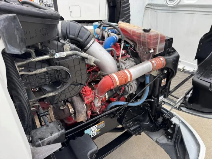 2022 Peterbilt 579 in Orlando, FL — photo 13