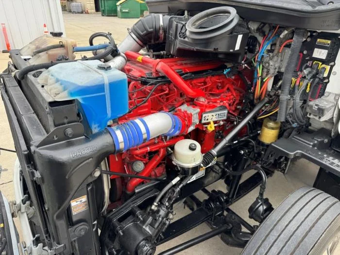 2022 Peterbilt 579 in Orlando, FL — photo 9