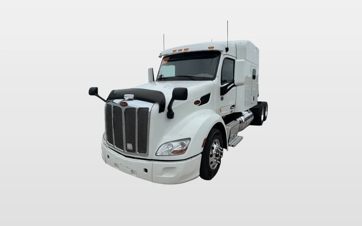 2022 Peterbilt 579 - image 1