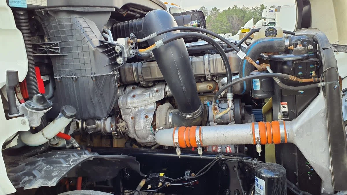 2021 Freightliner Cascadia in Birmingham, AL — photo 9