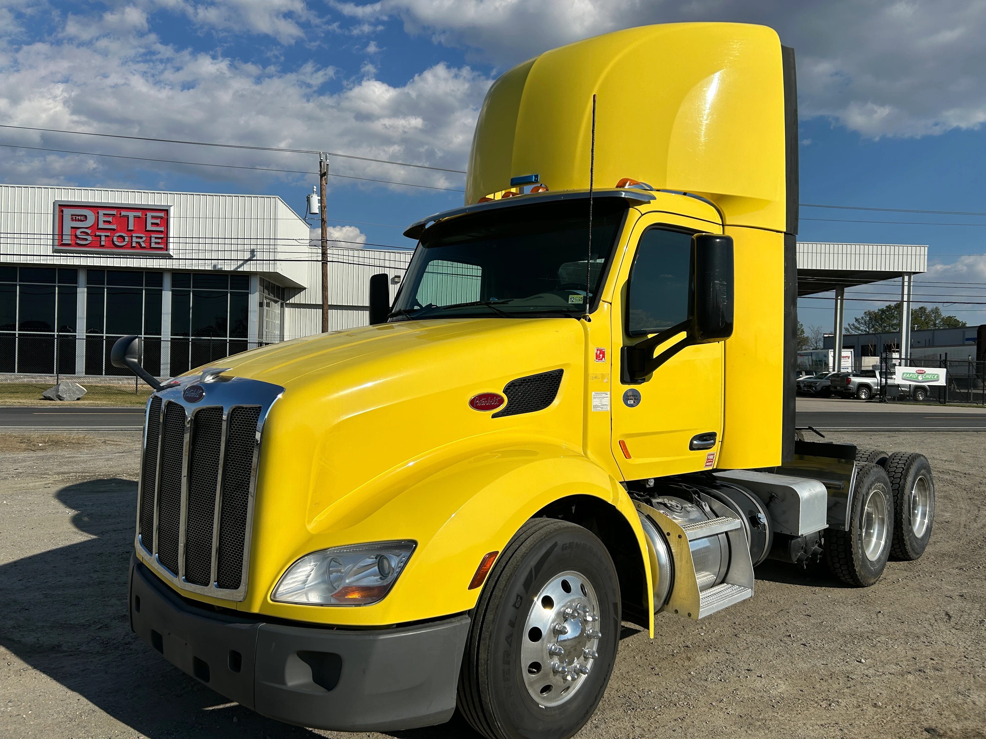 2021 Peterbilt 579 in Richmond, VA