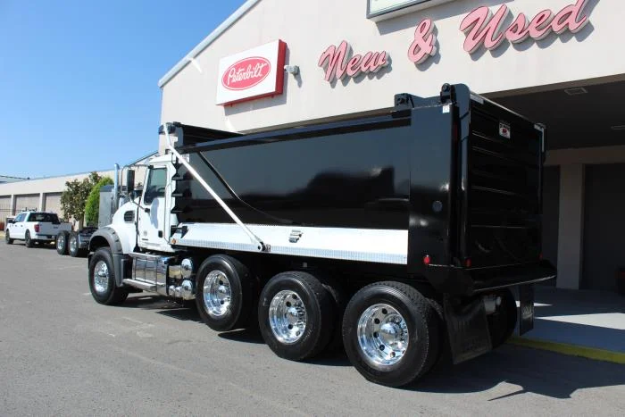 2025 Mack Granite — photo 5