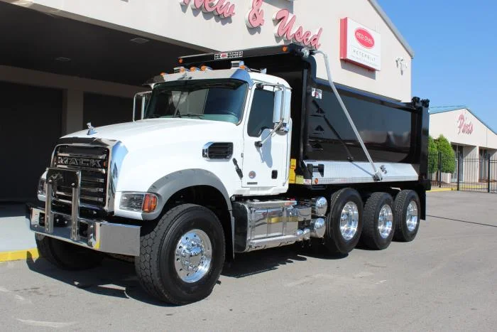 2025 Mack Granite — photo 2