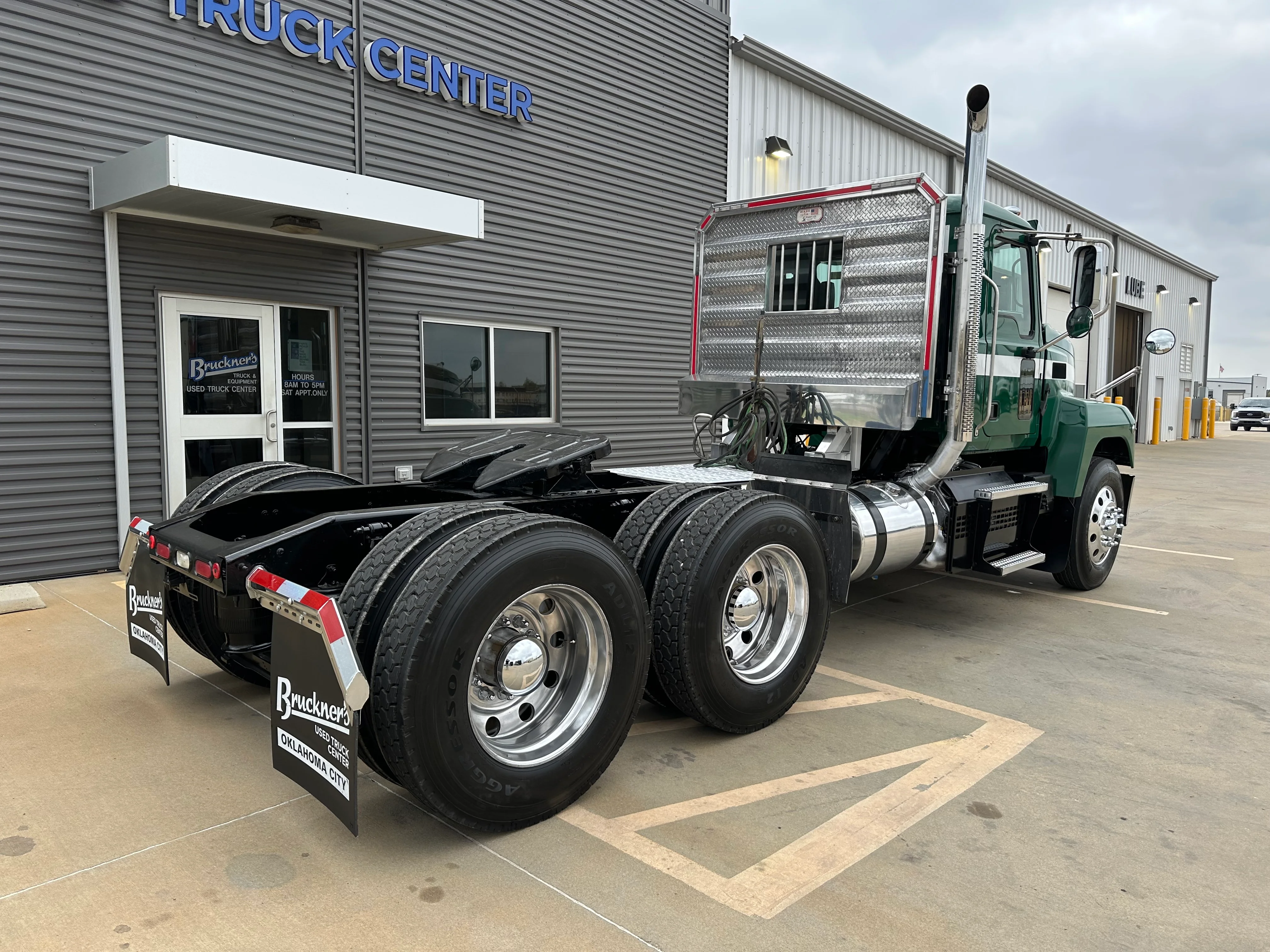 2020 Mack Pinnacle in Oklahoma City, OK — photo 5