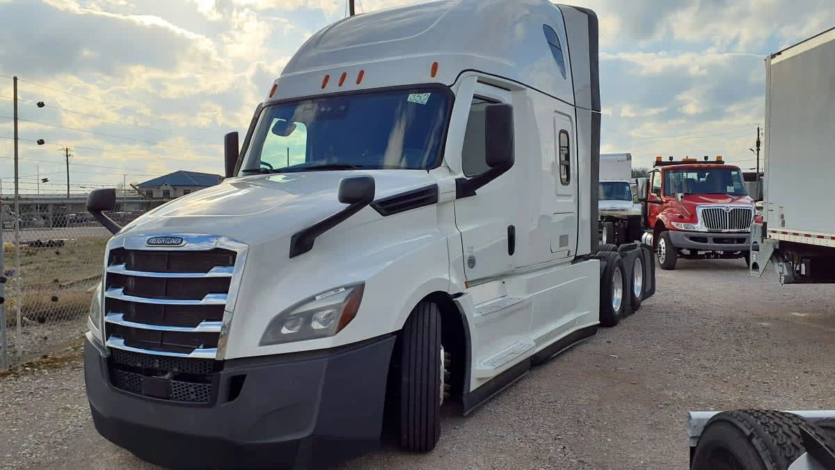 2022 Freightliner Cascadia in Birmingham, AL