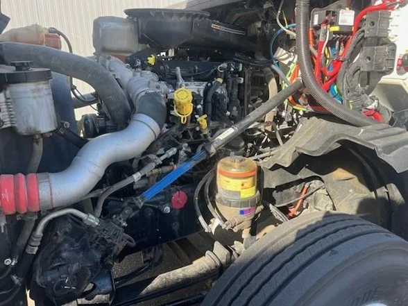 2024 International LT - image 12