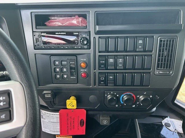 2026 Mack Granite in London, OH — photo 8