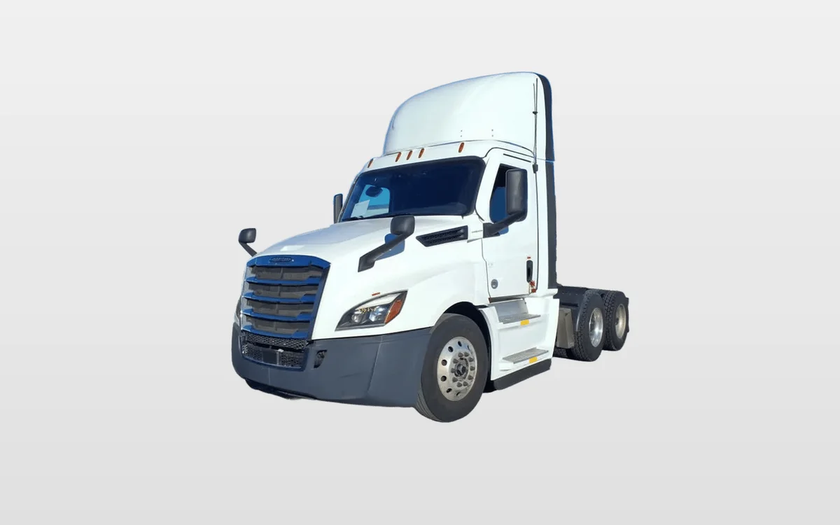 2022 Freightliner - image 1