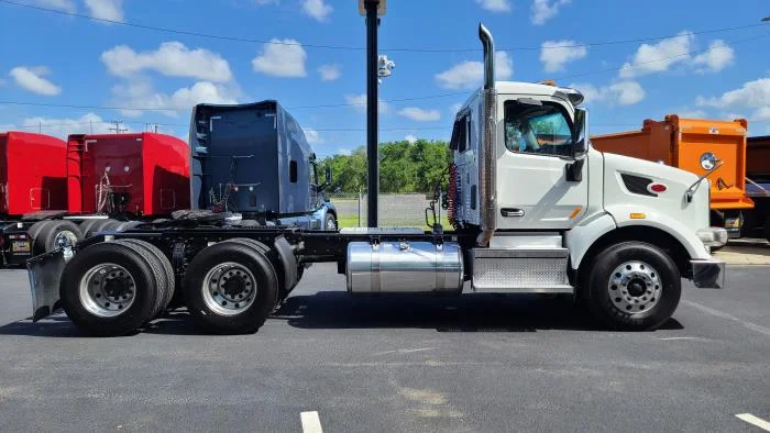 2020 Peterbilt 567 — photo 11