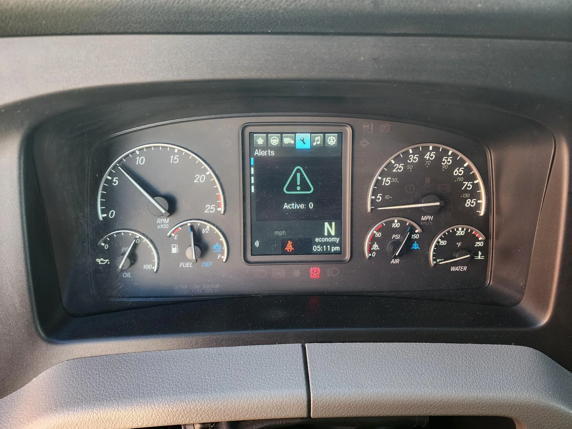 2022 Freightliner Cascadia - image 11