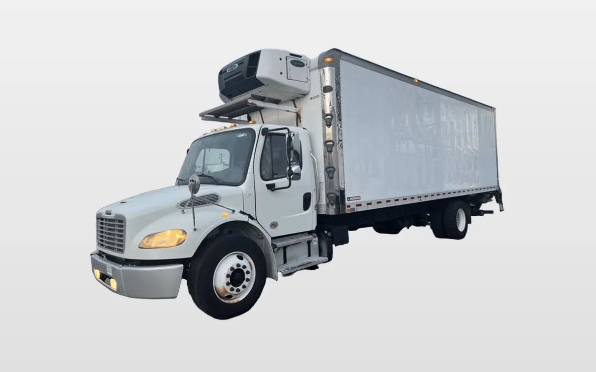 2018 Freightliner M2 106 - image 1