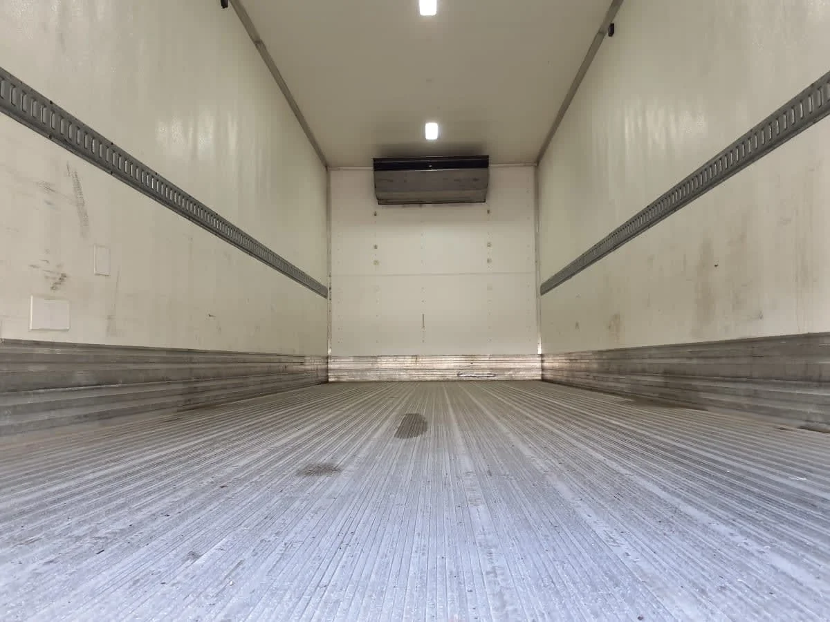 2020 Freightliner M2 106 in Oak Creek, WI — photo 9