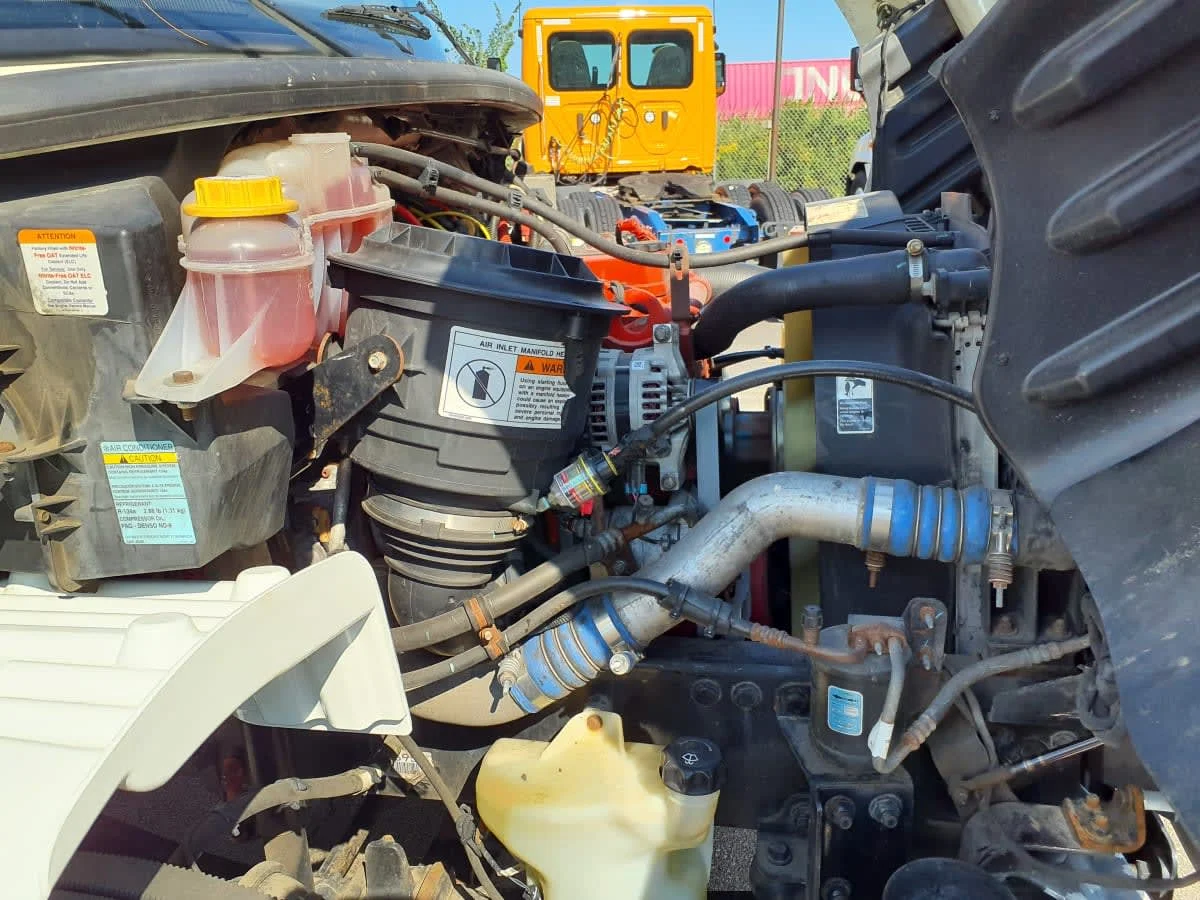 2020 Freightliner M2 106 in Oak Creek, WI — photo 14