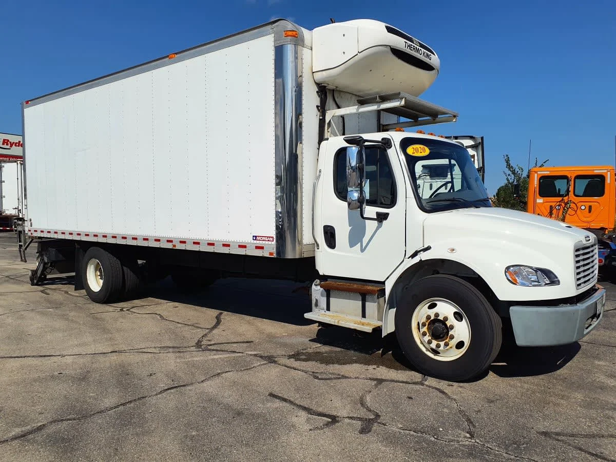 2020 Freightliner M2 106 in Oak Creek, WI — photo 3